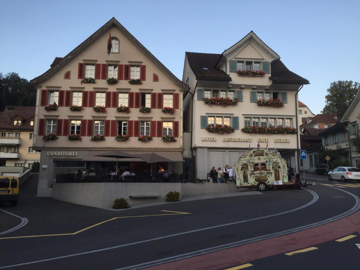 Cafe-Conditorei Hotel Huber Lichtensteig エクステリア 写真